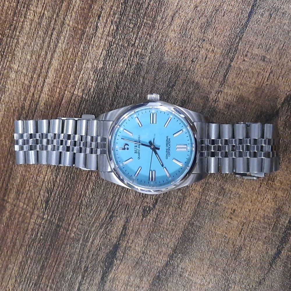 Mens Dress/Sport Watch - Picture 2 of 4